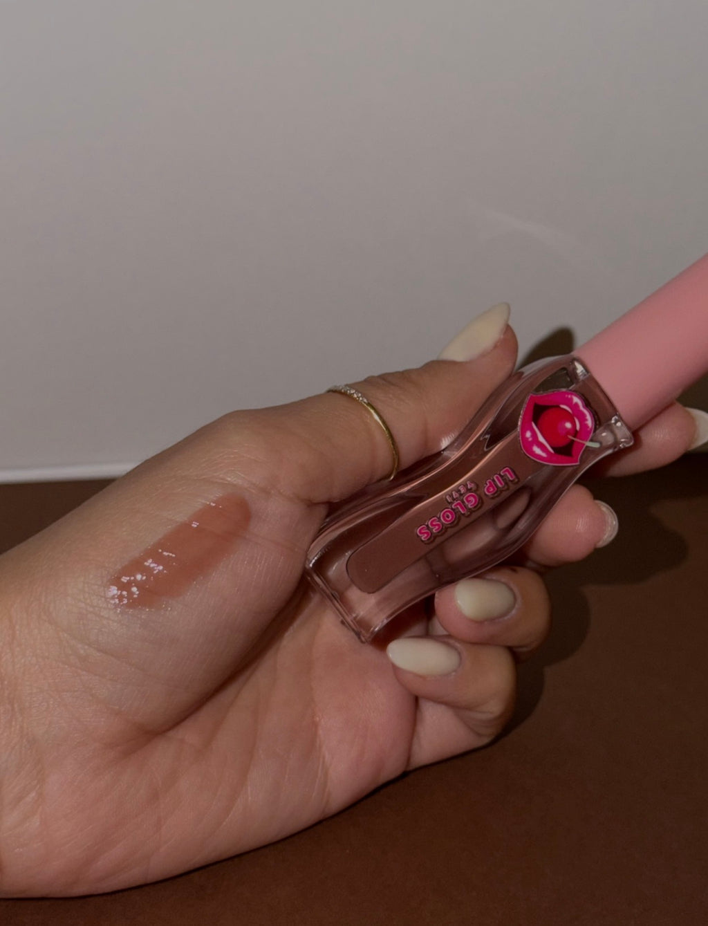 Yeyi lip gloss/Chocoberry
